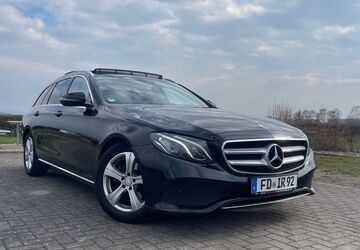 Mercedes-Benz 220 204.000 km 16.000 &euro; Fulda 36043