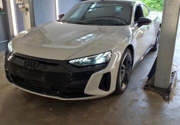 Audi e-tron GT 42.799 km 48.715 &euro; Hünfeld 36088