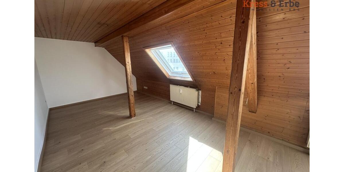 Dachgeschoßwohnung Schlüchtern - 3 Zimmer, 80 m&sup2;, 680&euro; | Angebot:26421128