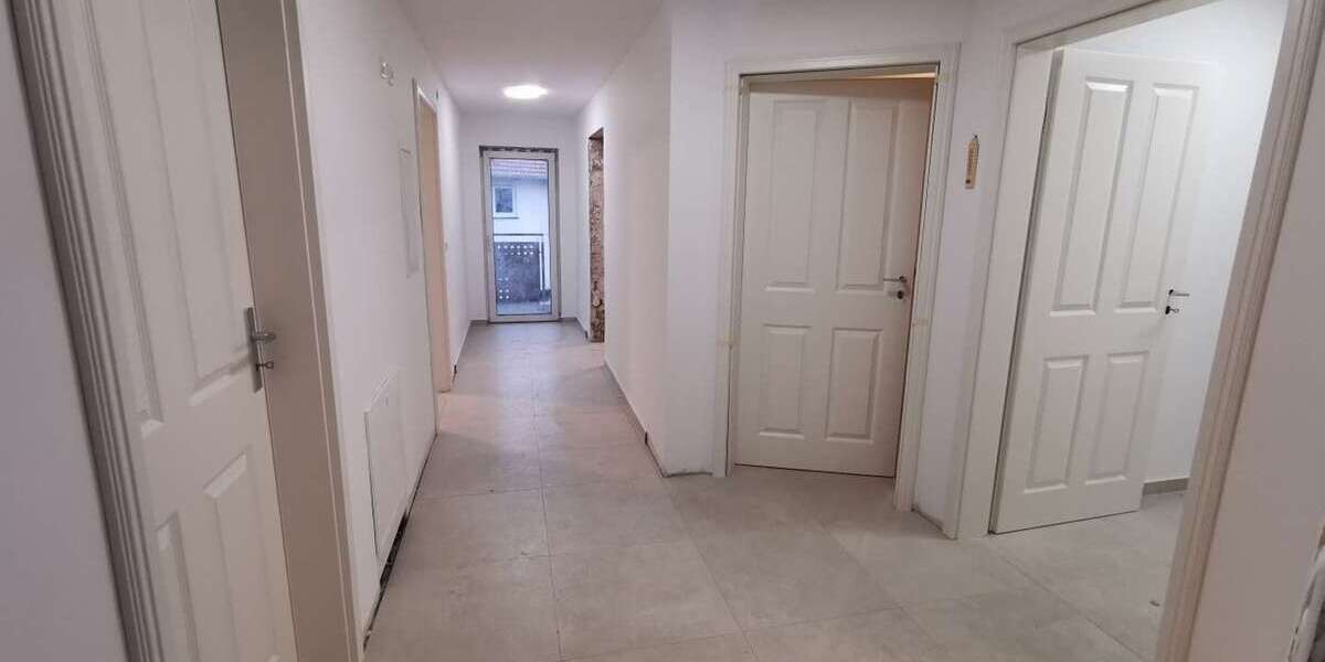 Etagenwohnung Schwalmtal Hergersdorf - 3 Zimmer, 90 m&sup2;, 750&euro; | Angebot:27135249