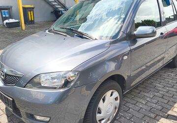 Mazda 2 136.332 km 890 &euro; Fulda 36043