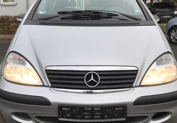 Mercedes-Benz A 160 221.000 km 1.790 &euro; Fulda 36037
