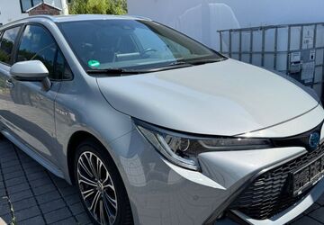 Toyota Corolla 100.700 km 18.900 &euro; Petersberg 36100