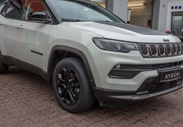 Jeep Compass 27.558 km 21.995 &euro; Schlüchtern 36381