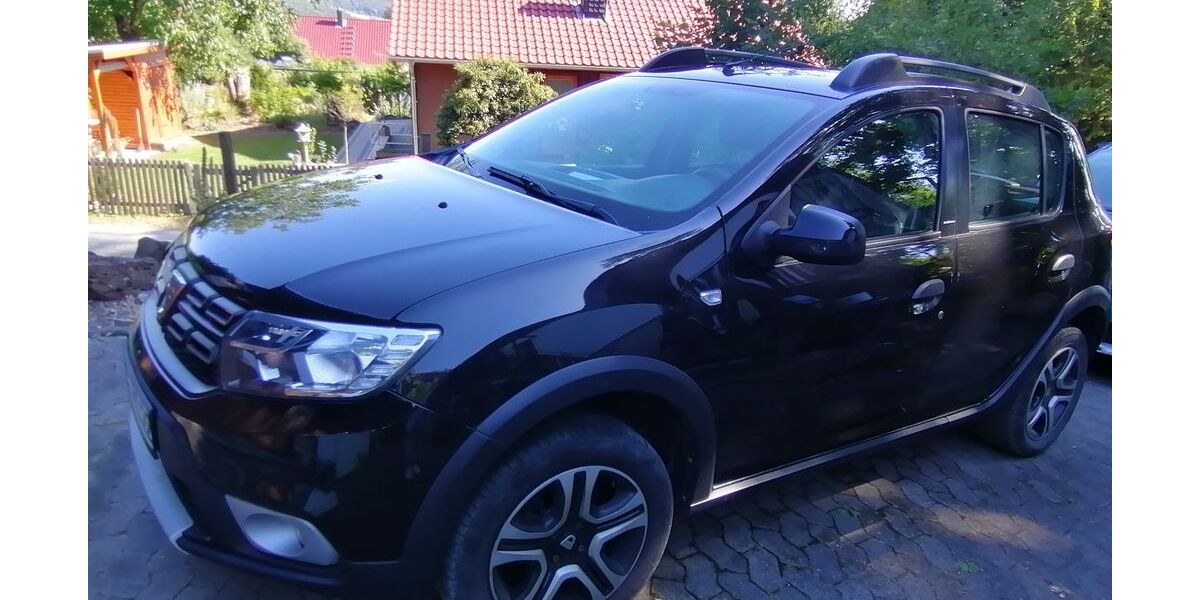 Dacia Sandero 81.500 km 8.200 &euro; Schlüchtern 36381