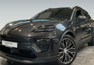 Porsche Macan 9.900 km 82.890 &euro; Fulda 36043
