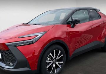 Toyota C-HR 4.000 km 29.990 &euro; Petersberg 36100
