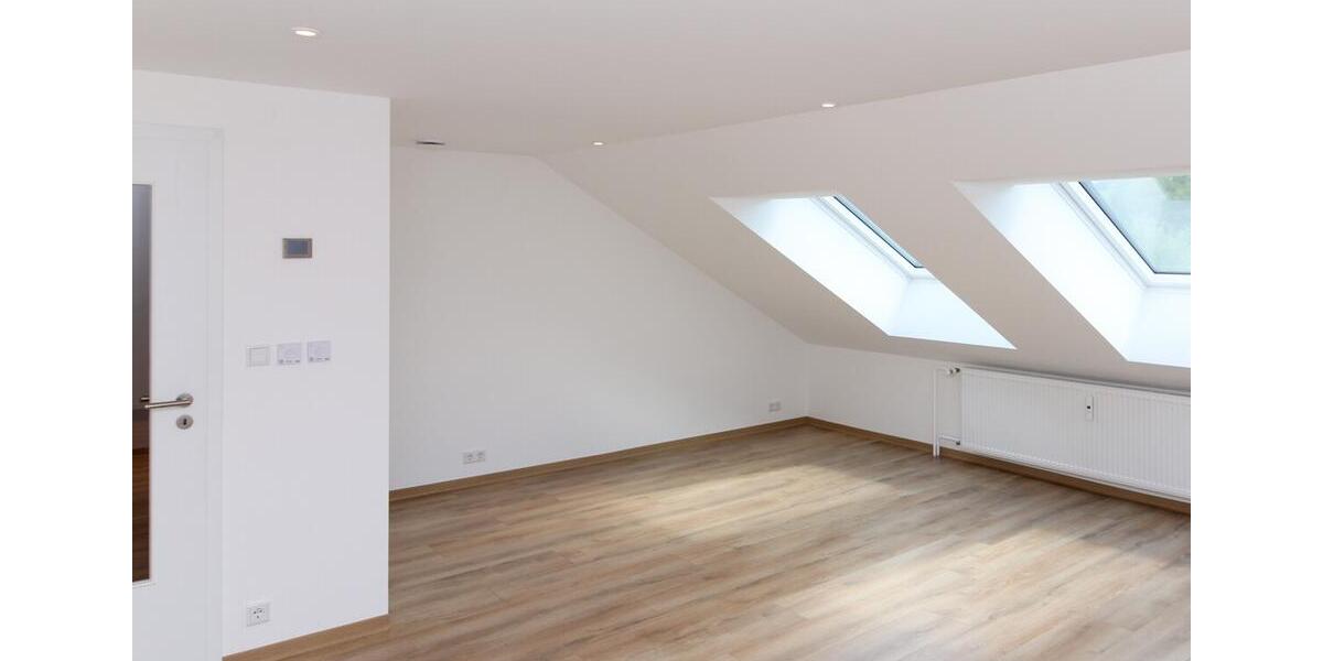 Dachgeschoßwohnung Fulda Fulda-Galerie - 4 Zimmer, 82 m&sup2;, 830&euro; | Angebot:26644577