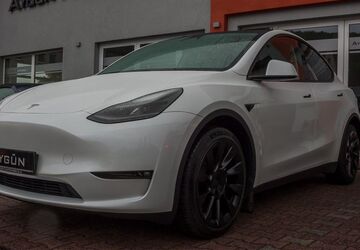 Tesla Model Y 74.100 km 36.995 &euro; Schlüchtern 36381