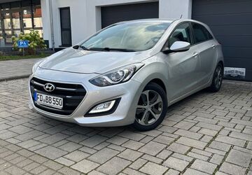 Hyundai i30 183.000 km 7.000 &euro; Fulda 36037