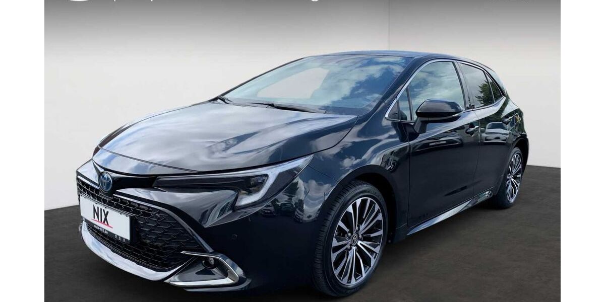 Toyota Corolla 23.300 km 24.990 &euro; Petersberg 36100