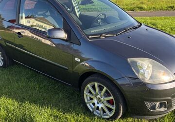 Ford Fiesta 199.500 km 3.200 &euro; Eiterfeld- Unterufhausen 36132