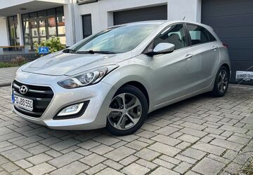 Hyundai i30 183.000 km 7.000 &euro; Fulda 36037