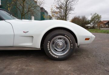 Corvette C3 21.250 km 33.500 &euro; Sinntal-Weiperz 36391