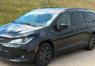 Chrysler Pacifica 69.000 km 26.995 &euro; Eichenzell 36124