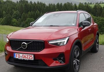 Volvo XC40 74.900 km 30.990 &euro; Fulda 36043